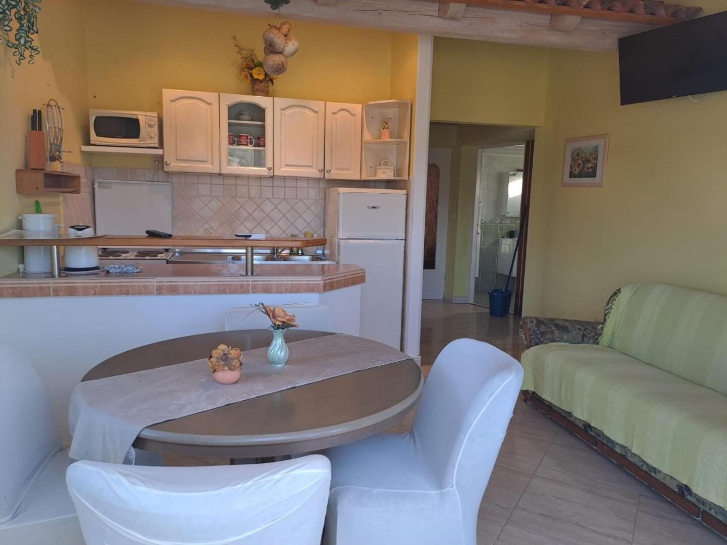 Apartments Mig - With Beautiful Garden Supetarska Draga Exterior photo