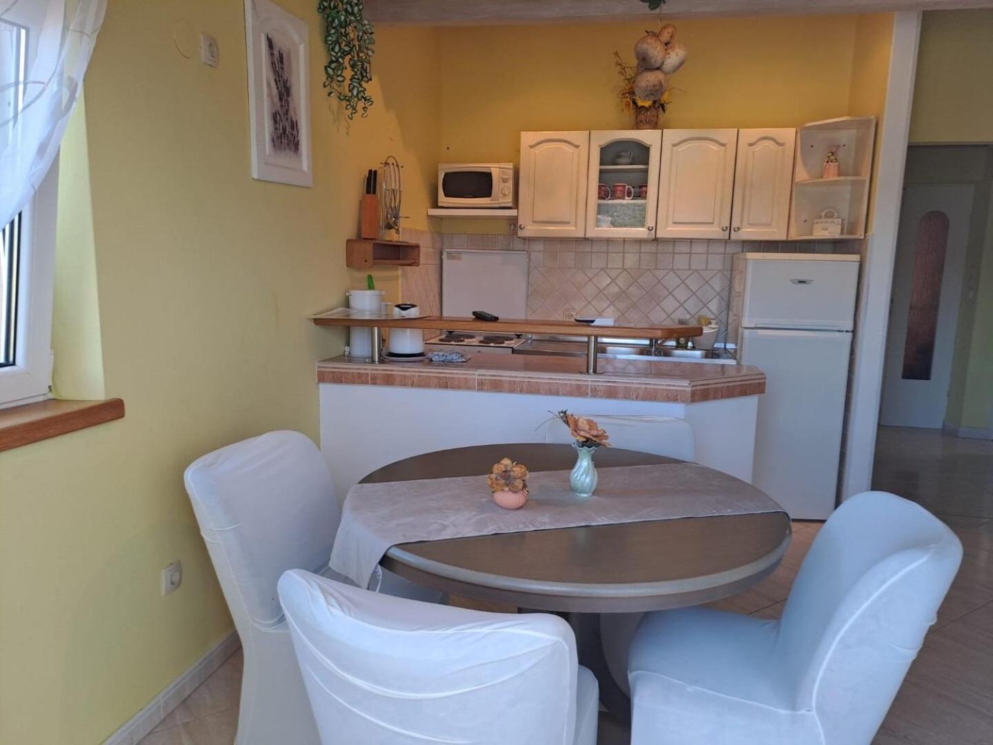 Apartments Mig - With Beautiful Garden Supetarska Draga Exterior photo